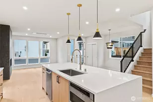 9012 124th Ln NE, Kirkland, WA 98033 - Photo 11