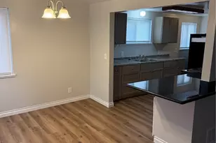 9201 36th Ave S, Seattle, WA 98168 - Photo 3