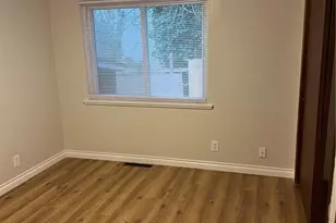 9201 36th Ave S, Seattle, WA 98168 - Photo 7