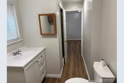 9201 36th Avenue S, Seattle, WA 98168 - Photo 11