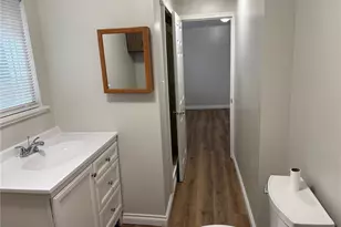 9201 36th Ave S, Seattle, WA 98168 - Photo 11