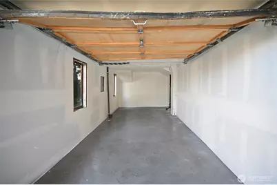 2606 4th Avenue N, Seattle, WA 98109 - Photo 27