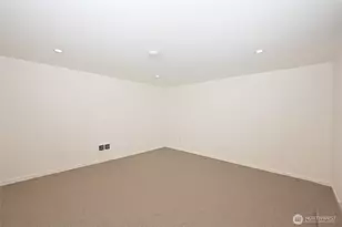 2606 4th Ave N, Seattle, WA 98109 - Photo 11