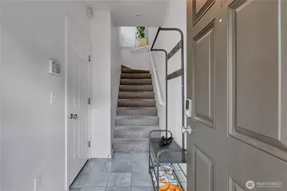 1039 61st Street SE #103, Auburn, WA 98092 - Photo 3