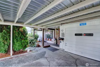 1610 Avon Avenue, Burlington, WA 98233 - Photo 3