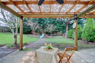 1610 Avon Ave, Burlington, WA 98233 - Photo 29