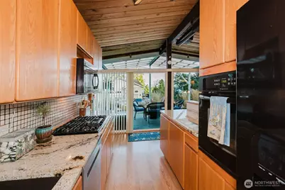 1046 Puget Drive SE, Port Orchard, WA 98366 - Photo 13