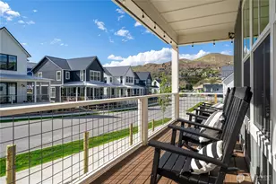 205 Bluebell Ln, Chelan, WA 98816 - Photo 9