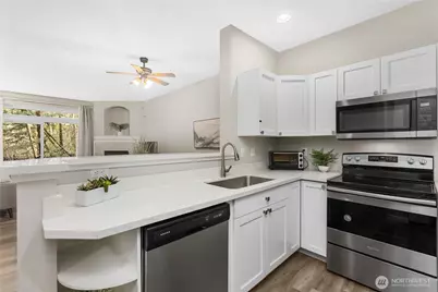 12712 Admiralty Way #F104, Everett, WA 98204 - Photo 11