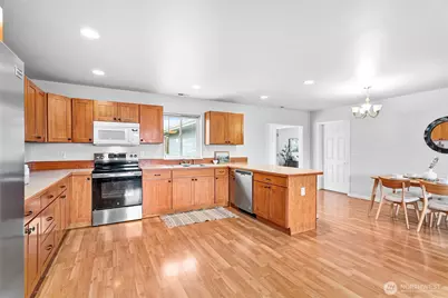 303 Hayes Street, Nooksack, WA 98276 - Photo 9