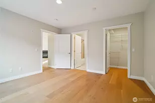 717 E Denny Way, Seattle, WA 98122 - Photo 13