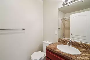 717 E Denny Way, Seattle, WA 98122 - Photo 17