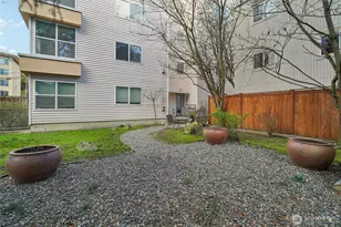 717 E Denny Way, Seattle, WA 98122 - Photo 19