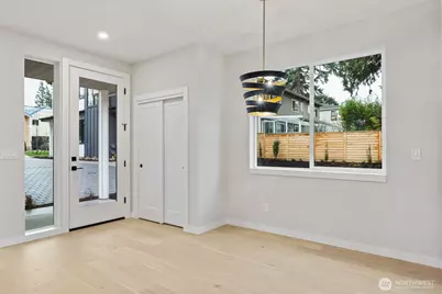 9012 124th Lane NE, Kirkland, WA 98033 - Photo 11