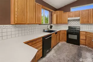 13611 W Ludvick Lake Dr, Seabeck, WA 98380 - Photo 15