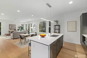 1317 N 185th St, Shoreline, WA 98133 - Photo 7