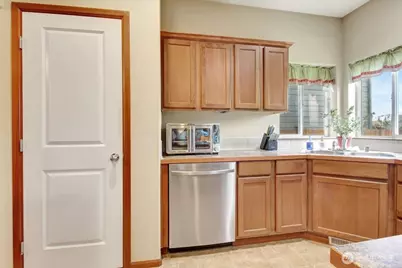 11809 58th Drive NE, Marysville, WA 98271 - Photo 9