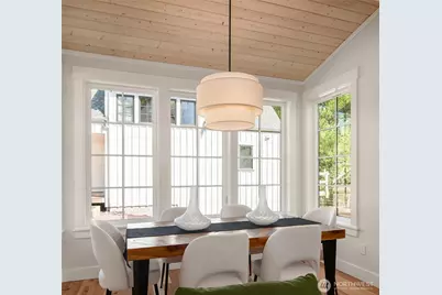 2218 NE 125th Street, Seattle, WA 98125 - Photo 9