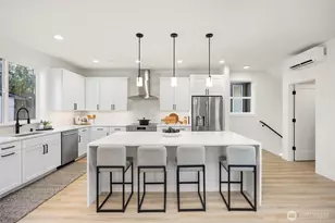 5908 212th Pl SW, Mountlake Terrace, WA 98043 - Photo 9