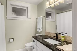 1107 Grand Ave, Seattle, WA 98122 - Photo 29