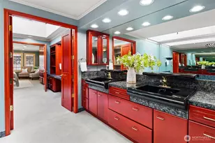 4701 NE Shore Pl, Lake Forest Park, WA 98155 - Photo 15