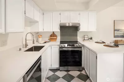 18003 108th Avenue NE #B2, Bothell, WA 98011 - Photo 11