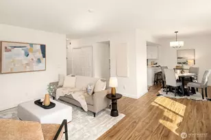 18003 108th Ave NE, Bothell, WA 98011 - Photo 7