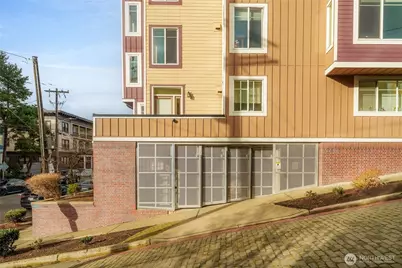 124 Bellevue Avenue E #206, Seattle, WA 98102 - Photo 25