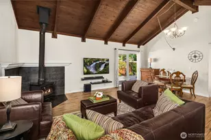 18460 NE Woodinville Duvall Pl, Woodinville, WA 98077 - Photo 5