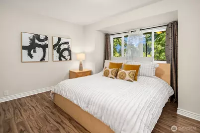 18460 NE Woodinville Duvall Place, Woodinville, WA 98077 - Photo 11