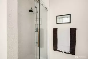 18460 NE Woodinville Duvall Pl, Woodinville, WA 98077 - Photo 13