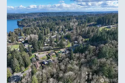 8161 Sandy Road NE, Bremerton, WA 98311 - Photo 17
