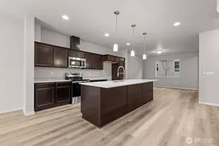 7027 Rainier Dr, Everett, WA 98203 - Photo 15