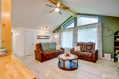 803 Lucas Drive, Sedro Woolley, WA 98284 - Photo 3