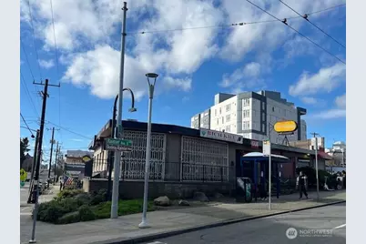 421 Rainier Avenue S, Seattle, WA 98144 - Photo 3