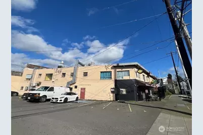 421 Rainier Avenue S, Seattle, WA 98144 - Photo 7