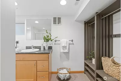 8051 36th Avenue NE, Seattle, WA 98115 - Photo 21