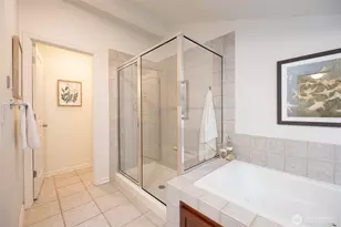 1820 Franklin Ave E, Seattle, WA 98102 - Photo 15