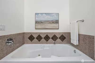 4003 E Newton Street, Seattle, WA 98112 - Photo 25