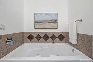 4003 E Newton St, Seattle, WA 98112 - Photo 25