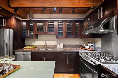 530 Broadway E #121, Seattle, WA 98102 - Photo 5