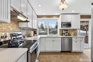 13629 SE 171st Pl, Renton, WA 98058 - Photo 7