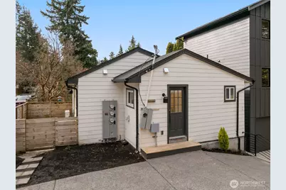 14321 Interlake Avenue N #A, Seattle, WA 98133 - Photo 19
