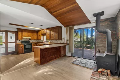 1031 E Manzanita Drive, Union, WA 98592 - Photo 5