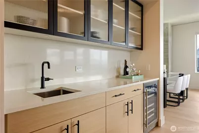 2315 4th Avenue #2803, Seattle, WA 98121 - Photo 5