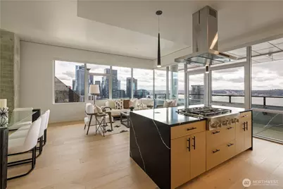 2315 4th Avenue #2803, Seattle, WA 98121 - Photo 3