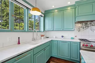 405 Prospect St, Seattle, WA 98109 - Photo 11