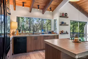 201 E Country Club Dr, Allyn, WA 98524 - Photo 17