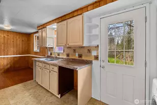 6410 Littlerock Rd SW, Tumwater, WA 98512 - Photo 11