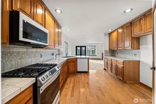 9223 Carys St SE, Yelm, WA 98597 - Photo 13